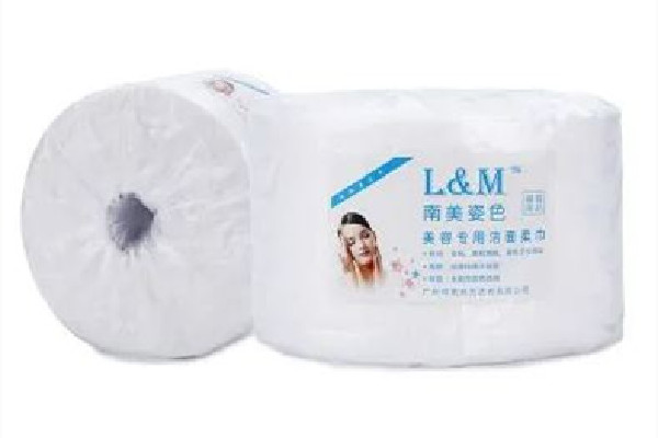 洗臉巾放時間長了還能用嗎 洗臉巾的保質期是多長時間