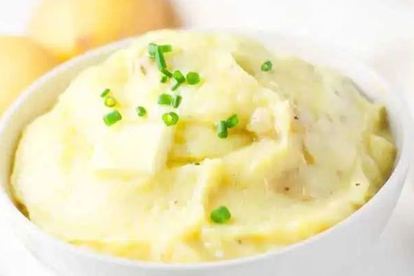 土豆泥要放牛奶嗎 土豆泥放什么調料好吃