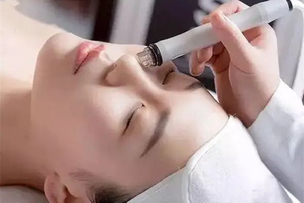 積玉橋春曉國際美容會所?君絲佳養發店做項目體驗感怎么樣 小氣泡是清潔還是補水