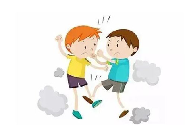 人民網:掌摑男童者打碎自己的前程 打人一般拘留幾天