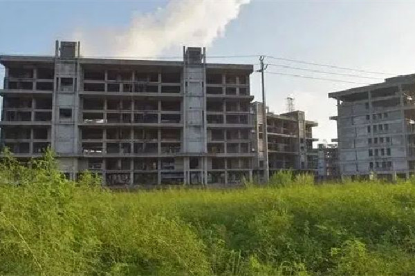 爛尾8年交房業主被通知交續建費 爛尾房為什么是業主買單