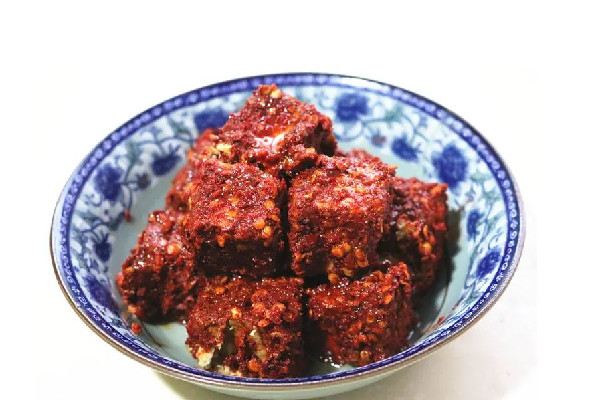 霉豆腐怎么發酵長白毛 霉豆腐發酵的正常顏色