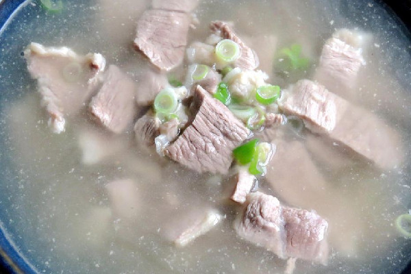 大爺喝久放肉湯連續腹瀉引發腦梗死 肉湯放多久會變質