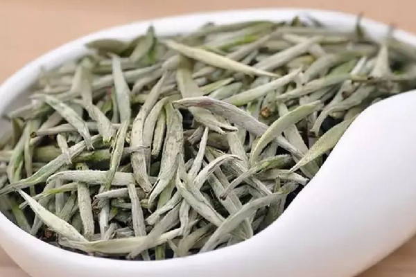 白毫銀針屬于什么茶 白毫銀針是發酵茶嗎