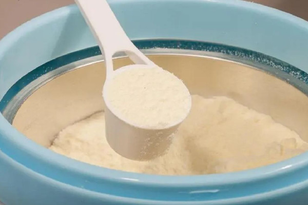 成人奶粉會乳糖不耐受嗎 成人奶粉有沒有營養